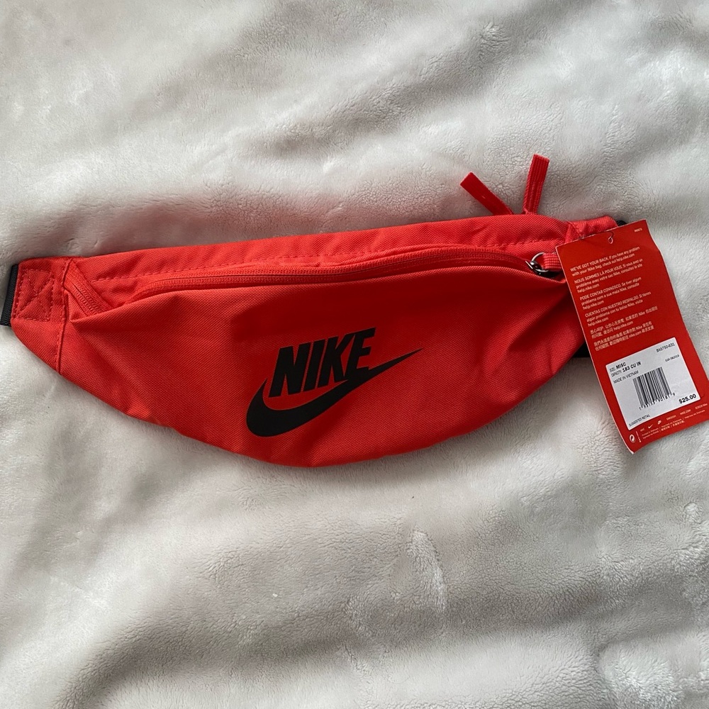 Nike Heritage Fanny Pack